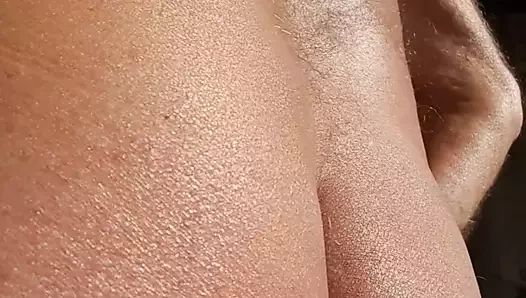 Harika götümü kırbaçlamaya bayılıyorum