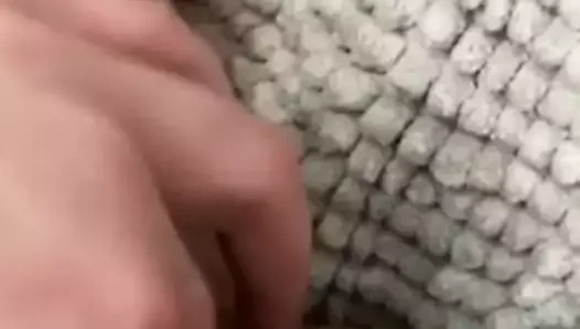 Kız arkadaşım kendini cum yapar (o gerçekten azgın)