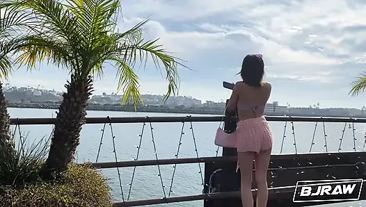 Bjraw Aria Valencia'nın güzel yüzünü dölle boyuyor