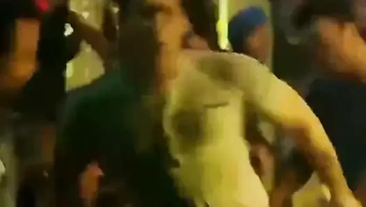 Ben bir öğrenciyim, seksi seviyorum ve yeni seks aşığıyım