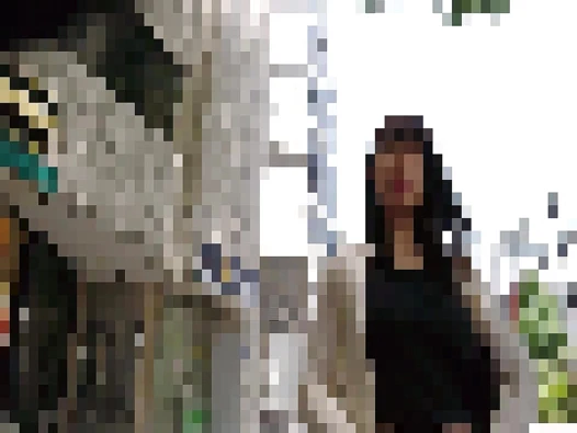 M595g12 kırsal bir kırsaldan tek başına seyahat ederek Tokyo'ya gelen ve onu otele götüren karını davet et.