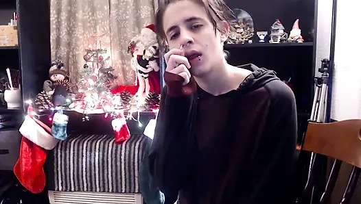 Q-tip hapşırdırarak azdırıyor