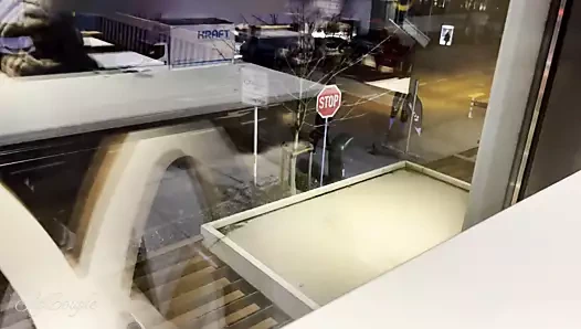 Lokantada oral seks ve seks ve kirli cumshot - çok riskli :p