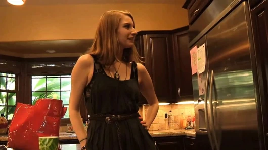 İlk kez en iyi arkadaşımla lezbiyen seks yapıyorum