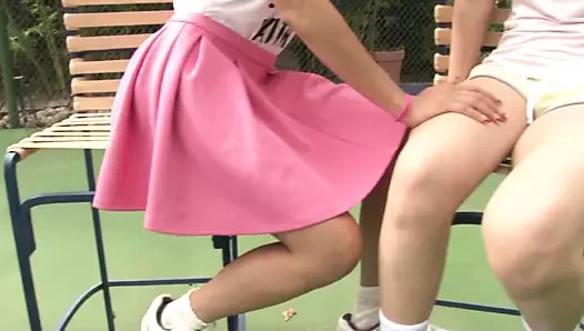 Hd – yalama, emme ve sikişme seksi lezbiyen hatunlar