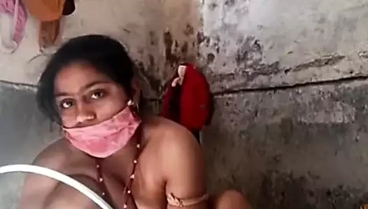 yenge çıplak yıkama