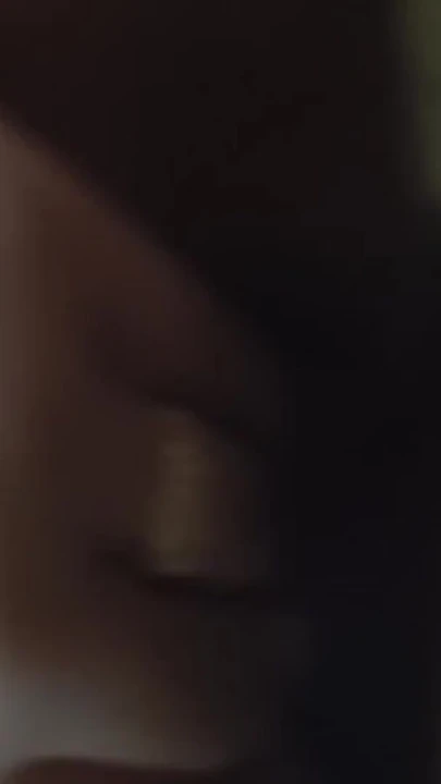 Ateşli Hintli seksi evli kadın üvey babasıyla seks yapıyor | Klip 2