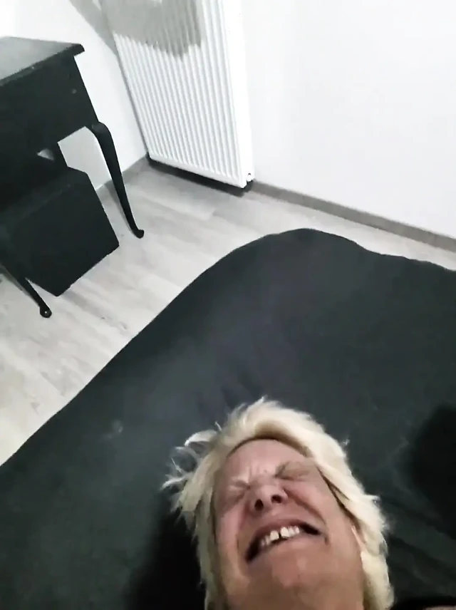 İyi Ve Vahşi Bir Sevişme, Beni Köpek Tarzında Tamamen Götürüyor