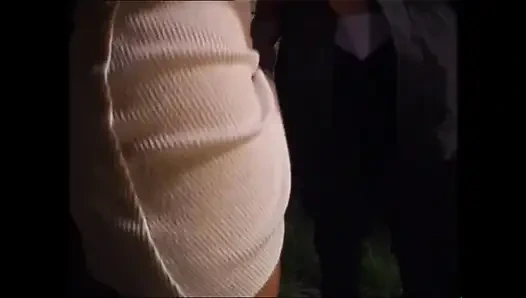 Genç erkek delisi döllenmek için yalvarıyor