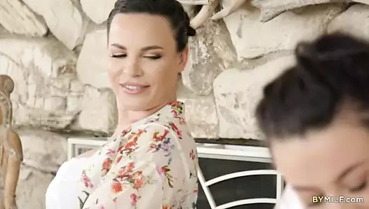 Özel üçlü nuru masajı