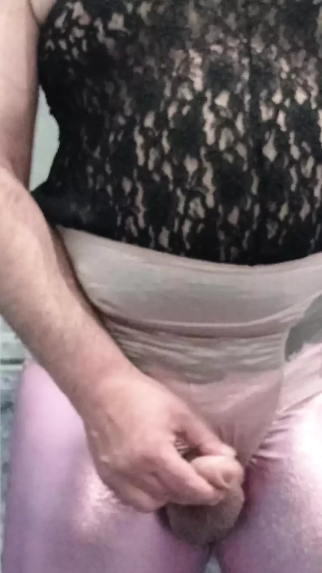 karısının iç çamaşırı cumming