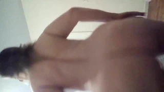 Kıllı kedi büyük baştankara çıplak beyaz kız