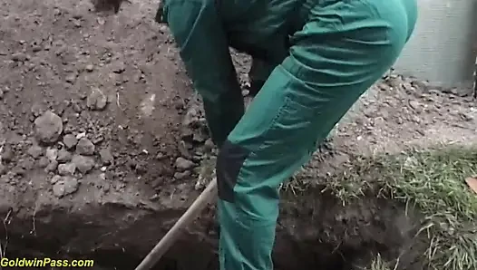 Kızıl saçlı iri güzel kadın olgun oyuncağın ilk anal seksi