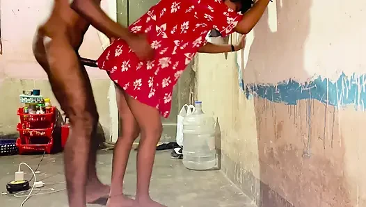 Köylü sevgilisi kız arkadaşı tarafından sikiliyor