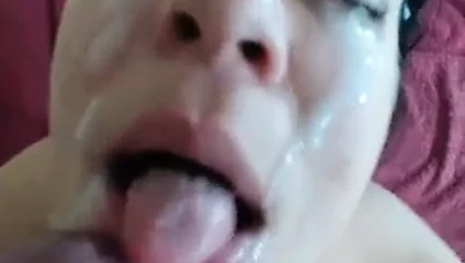 Büyük boşalmalı yüz