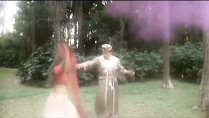 Sıcak rachel dansı