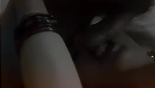 Başka bir penis daha emiyorum