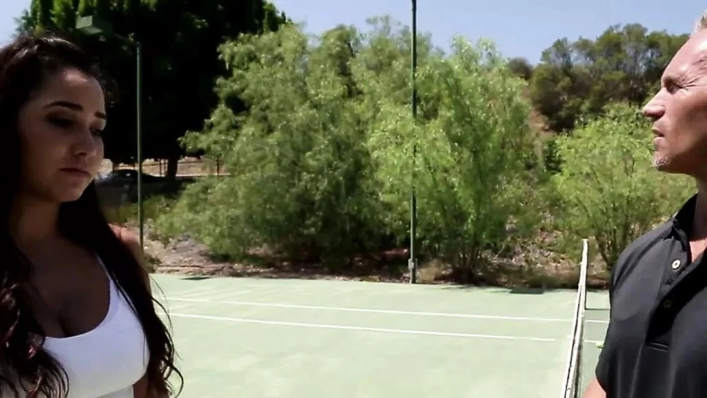 सौतेली कन्या बेब fucks उसके सौतेले पिता