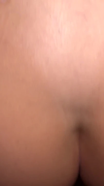 Sürtük sarışın pawg büyük zenci yarağına tapıyor ve edepsizleşiyor