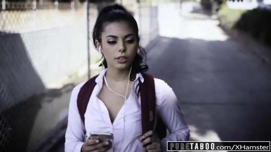 Pure tabu öğrenci gina valentina ceza tarafından çift