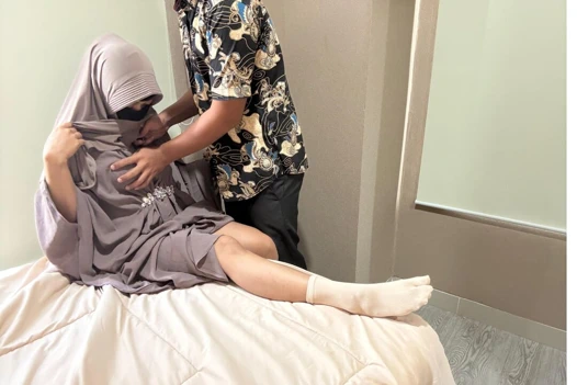 Tesettürlü kız binal jago fışkırtıyor