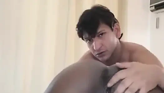 Genç üniversiteli çift çok lezzetli sikişiyor.harika video