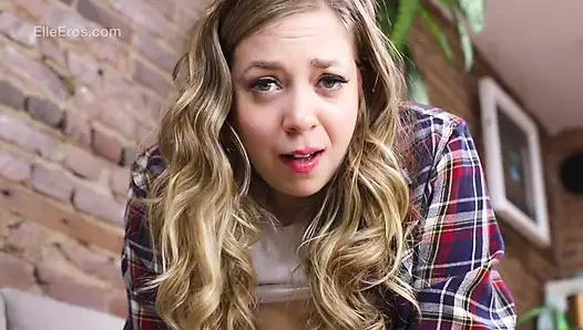 İç çamaşırlı aşık - kadın kılıklı bakış açısı