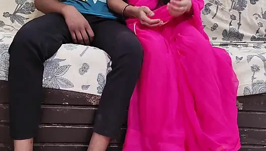 Девушка дези жестко трахается в друге паренька