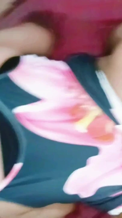 Sıcak Hintli desi üvey kız kardeş üvey erkek kardeşi çok sert sikiyor, Hintçe sesli video | Klip 1