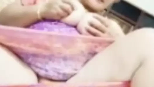 Çin'de kendini mastürbasyon sıcak anuty