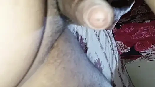 Uzun zaman sonra eve geldim ve kızımla zar zor seks yaptım