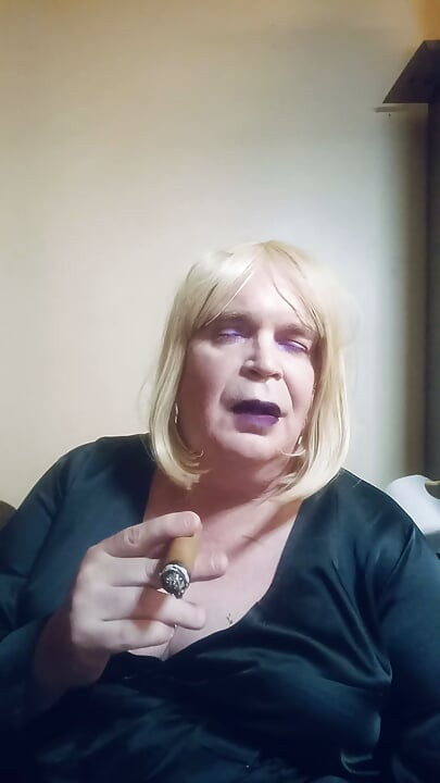 Bölüm 5 - BBW TV, BDSM ve Kink dünyasındaki uzun yıllarını anlatıyor