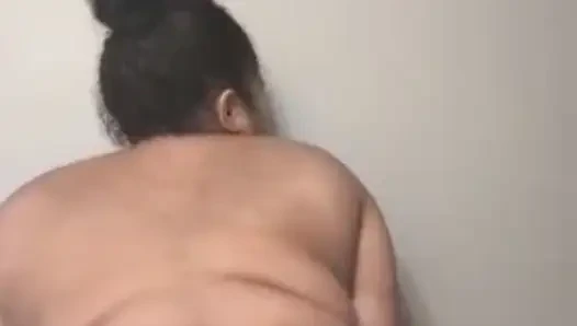 Güzel, gördüğün şey elde ettiğinin taslağı.