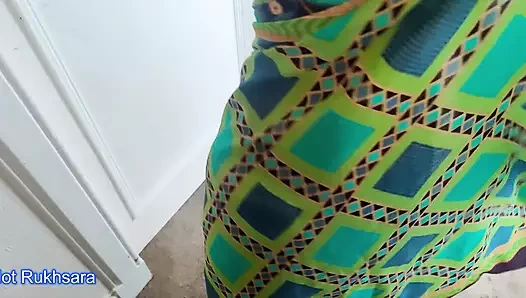 Fucking Random Guy I Met in the Store in Green Saree Costume! Hindi Dirty Audio