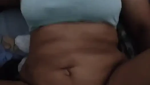 Seksi sutyenli ve iç çamaşırlı ateşli teyze bakış açısı sikiş derlemesi