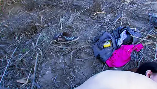 çekici esmer kız fucked içinde onu göt dışında