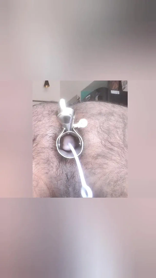 Tek bir delikte çift göt tıkacı kullanımı.