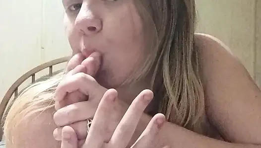 Çıplak ayaklar videosu