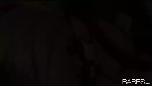 Celeste ve kül yavaşla