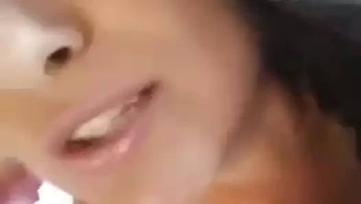 Sıcak bebek üzerinde kamera