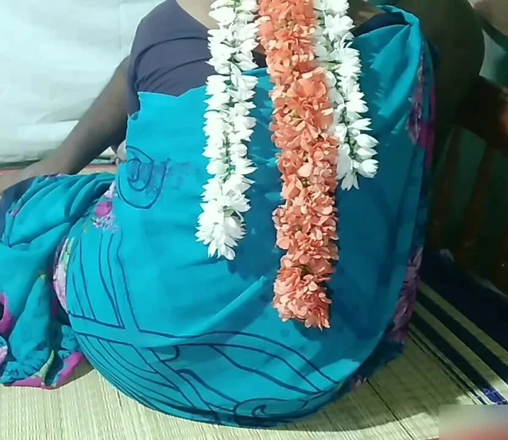 Тетушка дези делает хороший минет