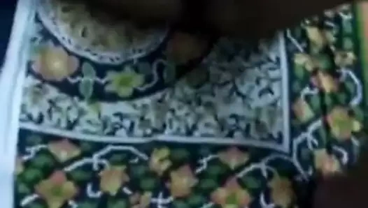 Hint yenge zevk öz çıplak pozisyon