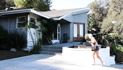 Alyssa lynn amını ovuyor ve yalanıyor