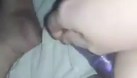 50 yaşındaki kız arkadaşım seks oyuncağıyla oynuyor