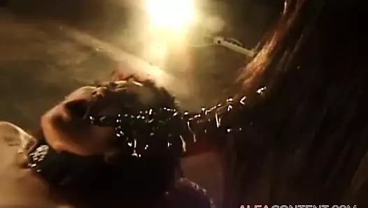 seni kıçından sikerim