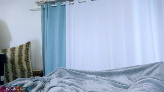 Üvey oğlu hamile (pov) almak için üvey anne boşalan