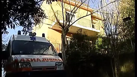 Milf hemşire anal acil