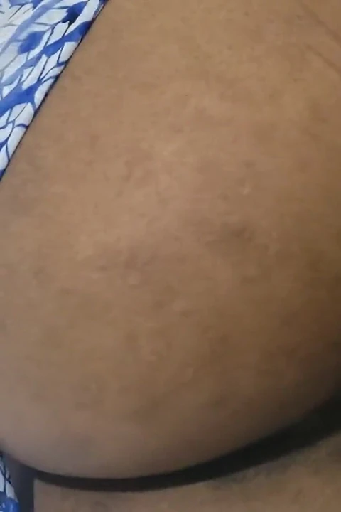 Seksi üvey annenin götünü götten sikmek istiyorum