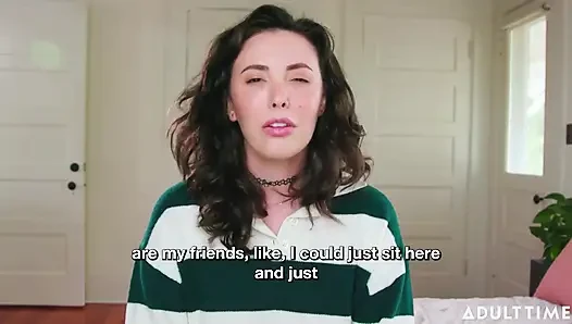 Casey Calvert bir hayranının değerli koleksiyonunu parçalıyor! | yıldızı röportajı | Adult Time
