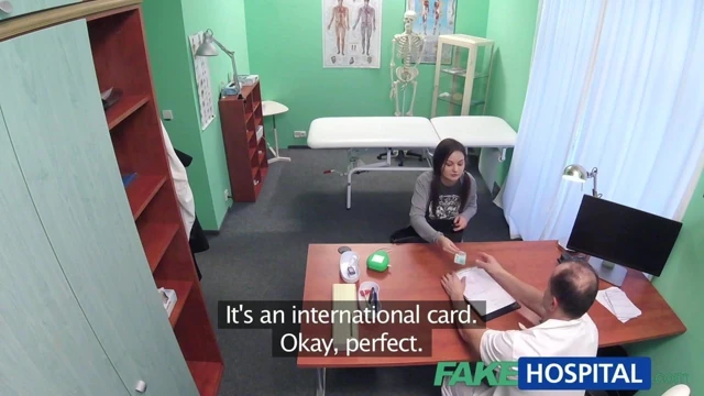 Fakehospital siyah saçlı öğrenci istiyor horoz